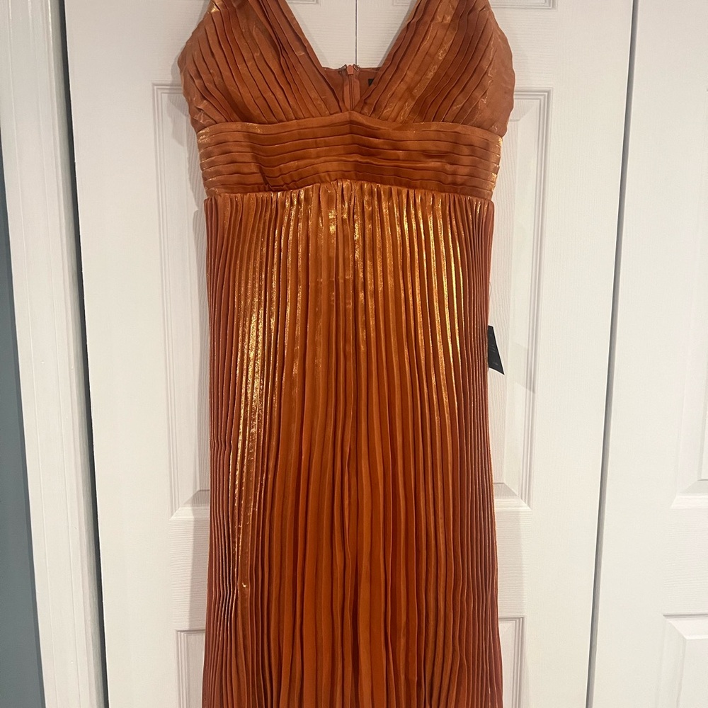 Lulu's Rust Orange Pleated Midi Dress